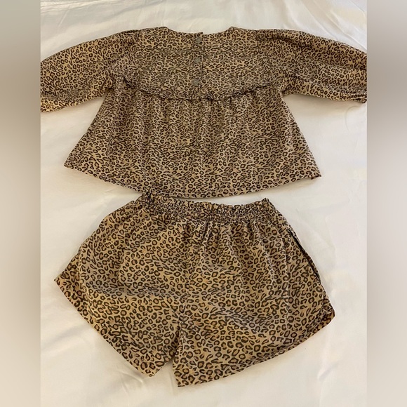 Pink Chicken Leopard Print Matching Set - Picture 2 of 11